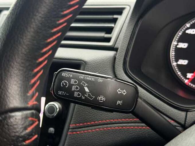 SEAT Arona 1.0 TSI 110 FR Red Edition 5dr