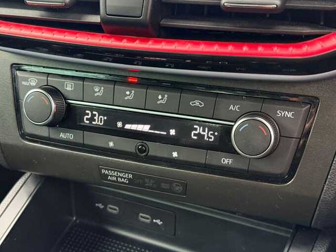 SEAT Ibiza 1.0 TSI 110 FR Sport 5dr